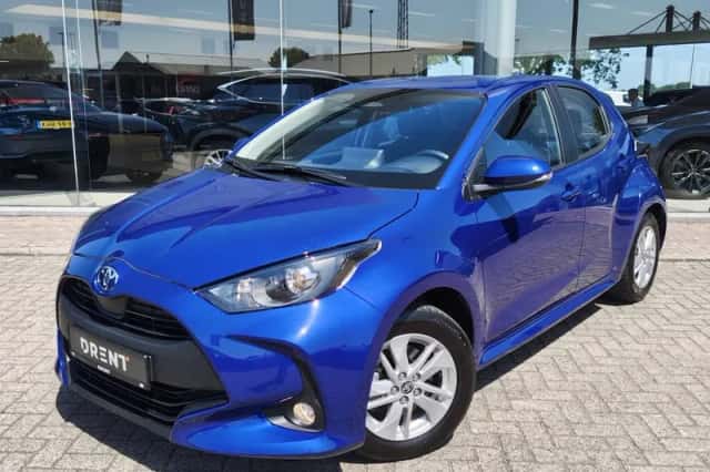 Toyota Yaris (2025) thumbnail 1