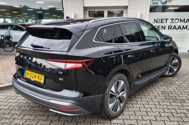 Škoda Enyaq (2021) thumbnail 4