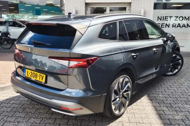 Škoda Enyaq (2021) thumbnail 4