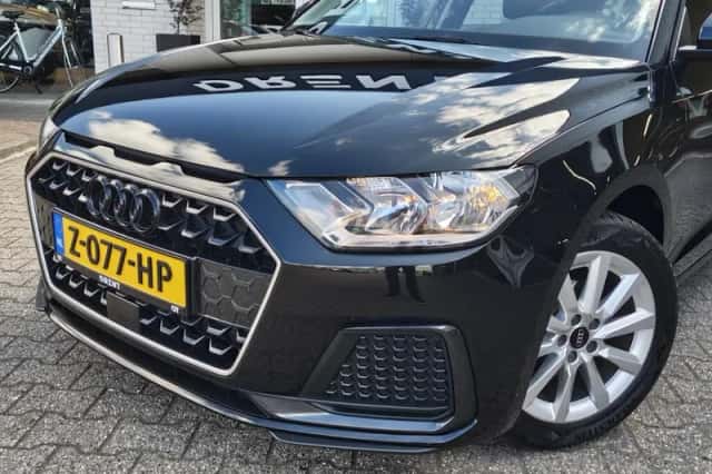Audi A1 (2023) thumbnail 2