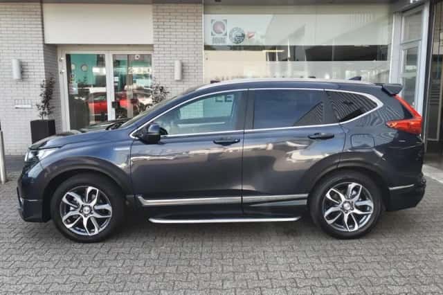 Honda CR-V (2019) thumbnail 3