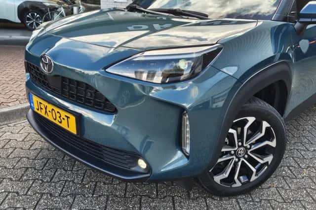 Toyota Yaris Cross (2025) thumbnail 2