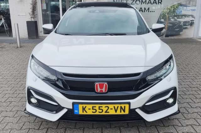 Honda Civic (2021) thumbnail 6