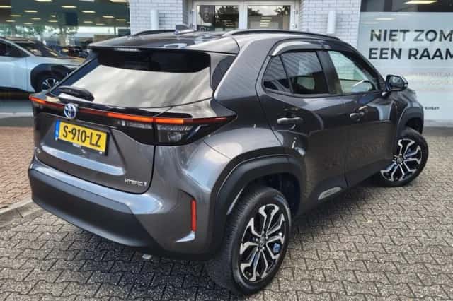 Toyota Yaris Cross (2023) thumbnail 4
