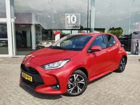Toyota Yaris (2024) thumbnail 1