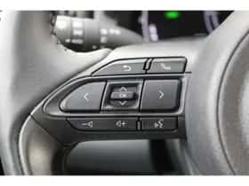 Toyota Yaris (2024) thumbnail 13