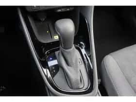 Toyota Yaris (2024) thumbnail 22