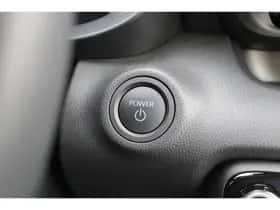 Toyota Yaris (2024) thumbnail 25