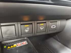 Toyota C-HR (2024) thumbnail 18