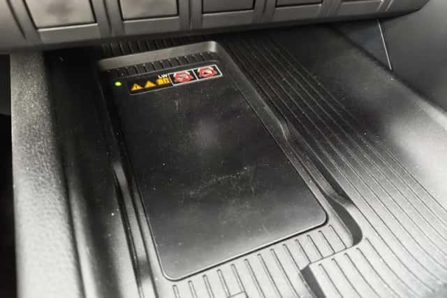 Toyota C-HR (2025) thumbnail 19