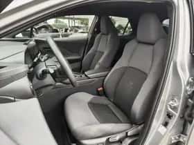 Toyota C-HR (2024) thumbnail 25
