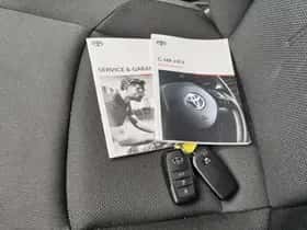 Toyota C-HR (2024) thumbnail 39