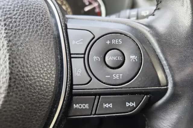 Toyota RAV4 (2019) thumbnail 15