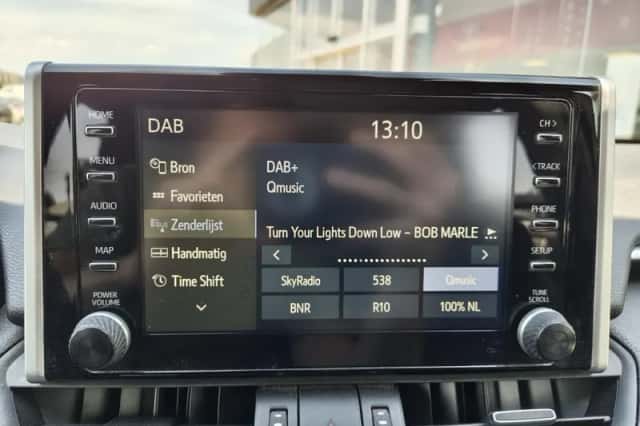 Toyota RAV4 (2019) thumbnail 16