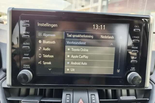 Toyota RAV4 (2019) thumbnail 18