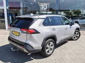 Toyota RAV4 (2019) thumbnail 4