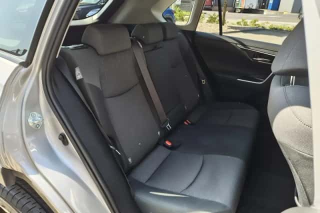 Toyota RAV4 (2019) thumbnail 32