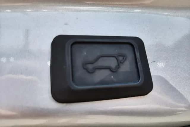 Toyota RAV4 (2019) thumbnail 35