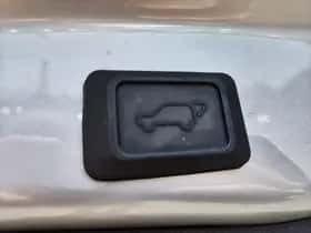 Toyota RAV4 (2019) thumbnail 35