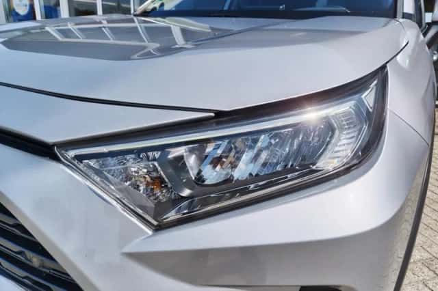 Toyota RAV4 (2019) thumbnail 36