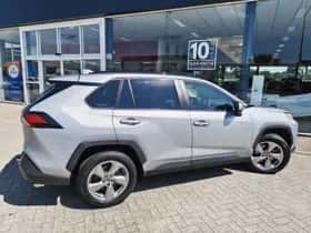 Toyota RAV4 (2019) thumbnail 5