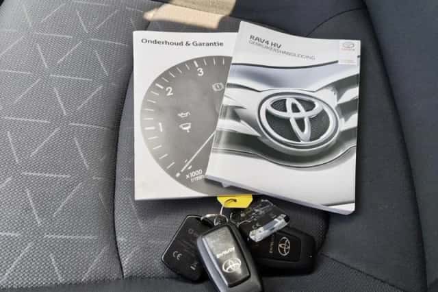Toyota RAV4 (2019) thumbnail 44