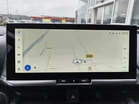 Toyota C-HR (2024) thumbnail 16