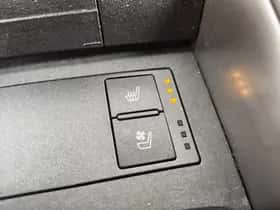 Lexus IS (2018) thumbnail 19