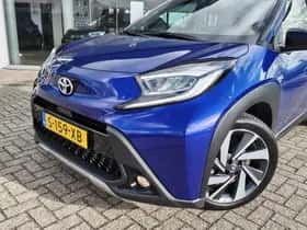 Toyota Aygo (2023) thumbnail 2