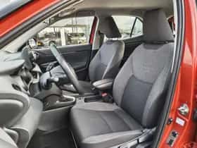 Toyota Yaris Cross (2023) thumbnail 23
