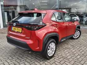 Toyota Yaris Cross (2023) thumbnail 4
