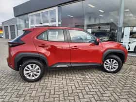 Toyota Yaris Cross (2023) thumbnail 5