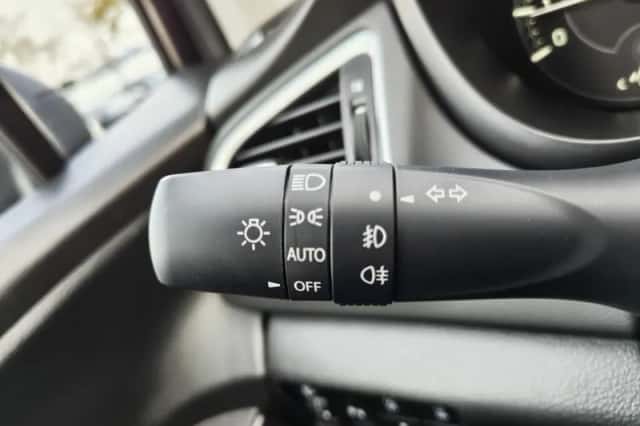 Suzuki S-Cross (2025) thumbnail 11