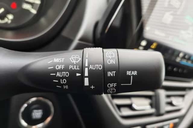 Suzuki S-Cross (2025) thumbnail 12