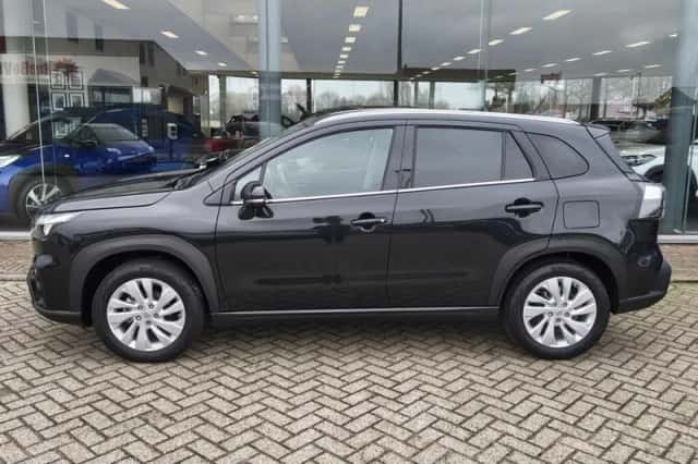 Suzuki S-Cross (2025) thumbnail 3