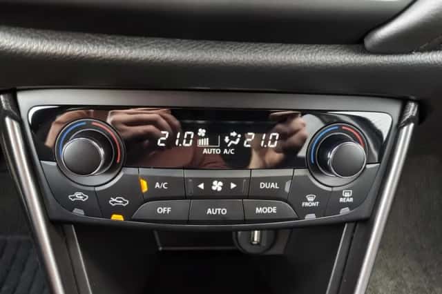 Suzuki S-Cross (2025) thumbnail 21