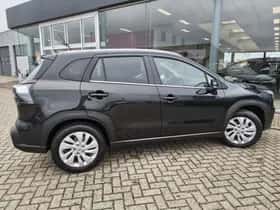 Suzuki S-Cross (2025) thumbnail 5