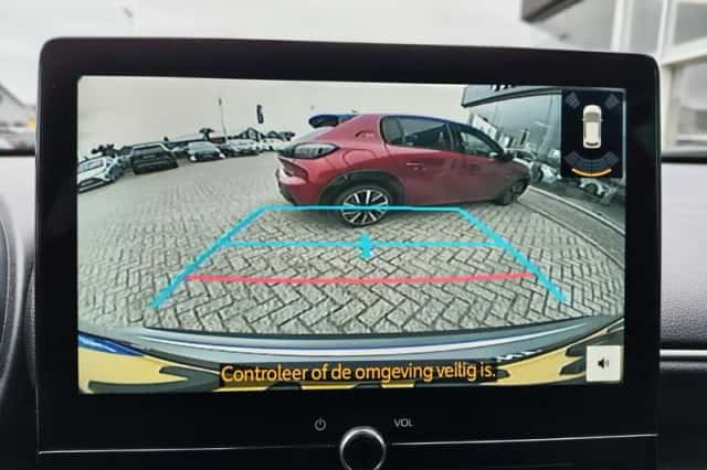 Toyota Yaris Cross (2025) thumbnail 17