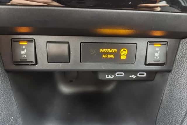 Toyota Yaris Cross (2025) thumbnail 19