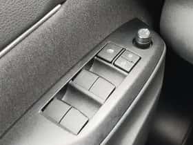 Toyota Yaris Cross (2025) thumbnail 22