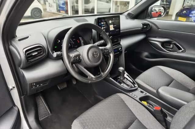 Toyota Yaris Cross (2025) thumbnail 26