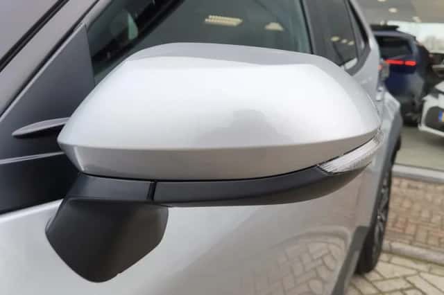 Toyota Yaris Cross (2025) thumbnail 37
