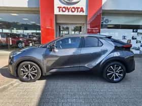 Toyota C-HR (2024) thumbnail 3