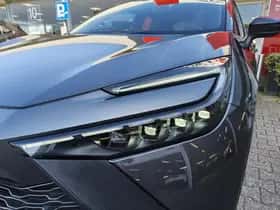 Toyota C-HR (2024) thumbnail 33