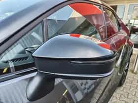 Toyota C-HR (2024) thumbnail 35