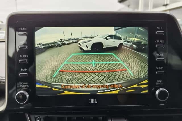 Toyota C-HR (2021) thumbnail 20