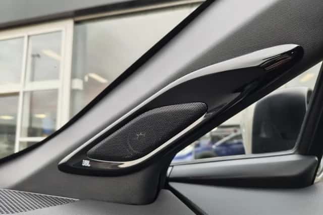 Toyota C-HR (2021) thumbnail 28