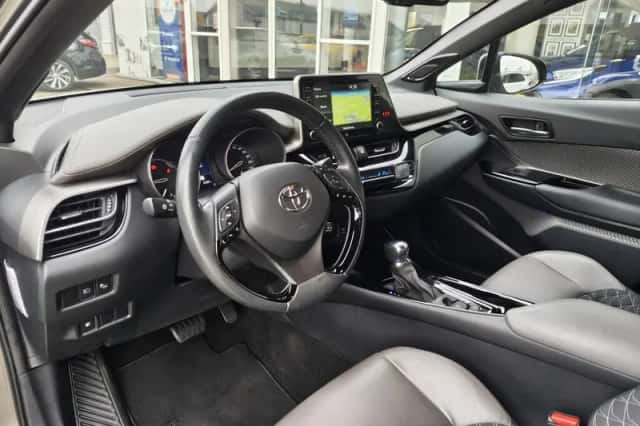 Toyota C-HR (2021) thumbnail 29