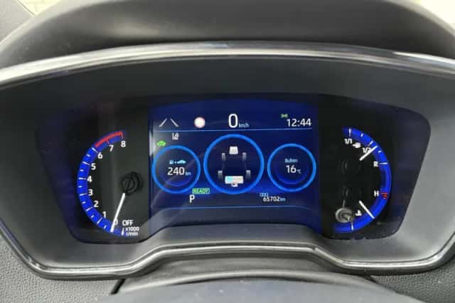 Toyota Corolla (2022) thumbnail 12
