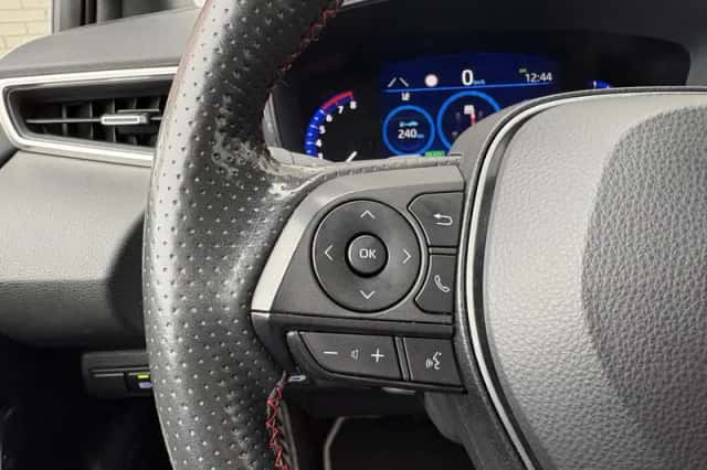 Toyota Corolla (2022) thumbnail 13